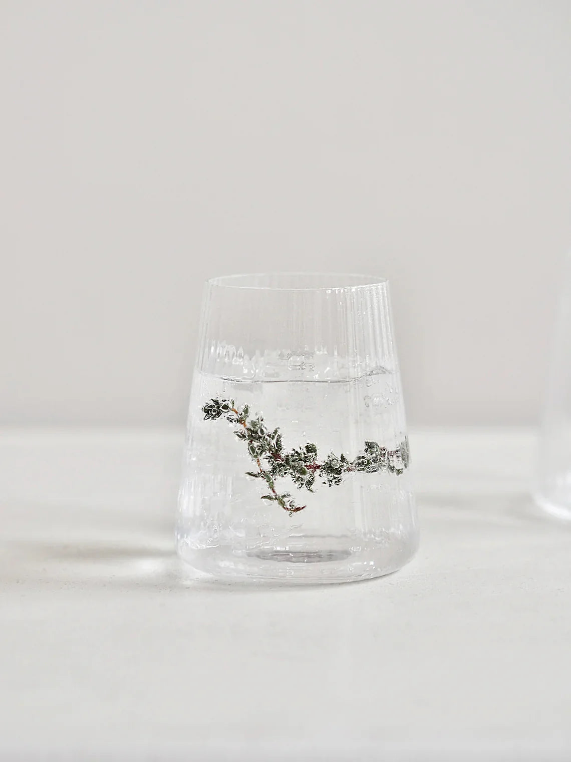 Livnestro Striped Stemless Wine Glass