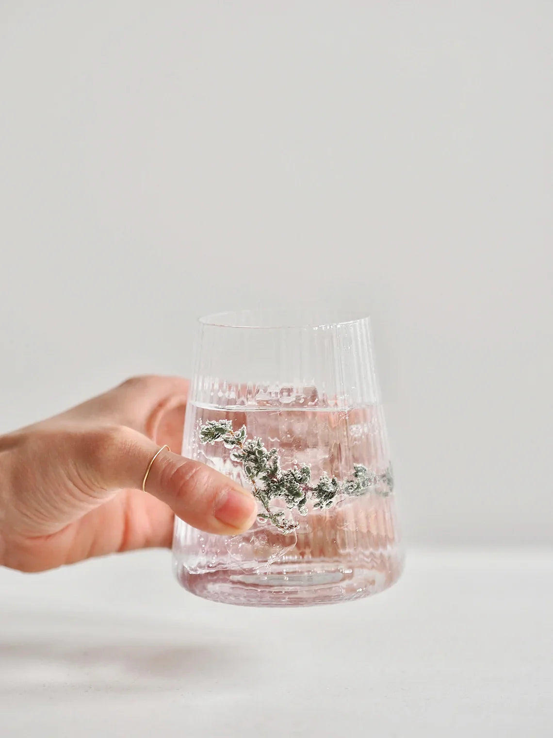 Livnestro Striped Stemless Wine Glass