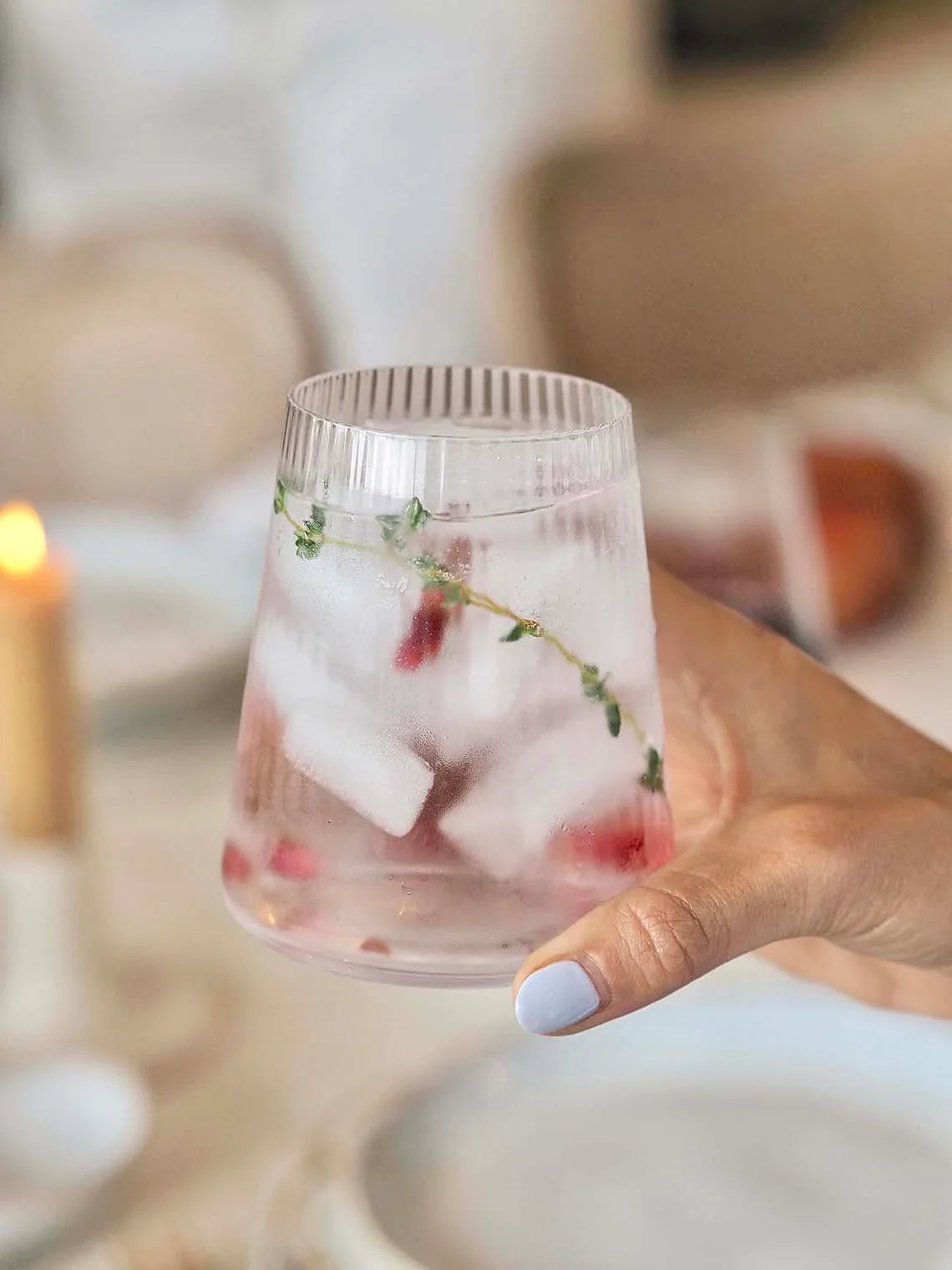 Livnestro Striped Stemless Wine Glass